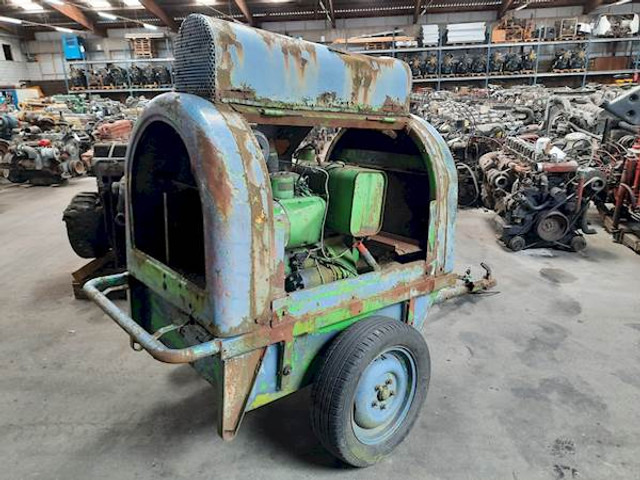 Deutz F2L912 - Mobilní kompresor: obrázek 4 Deutz F2L912 - Mobilní kompresor: obrázek 4