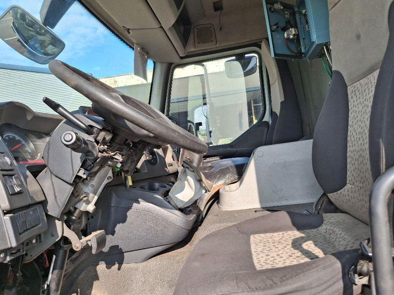 Renault MIDLUM 280DXI - Cisternové vozidlo: obrázek 3 Renault MIDLUM 280DXI - Cisternové vozidlo: obrázek 3