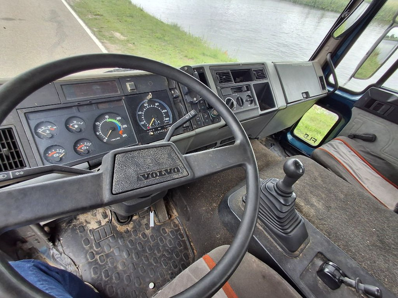 Podvozek s kabinou Volvo FL611: obrázek 13