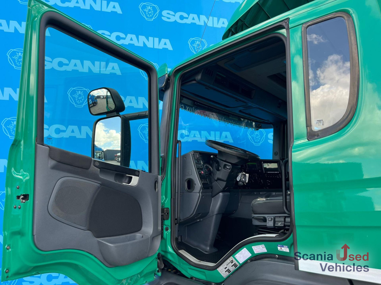 SCANIA P 320 DB6x2*4MNB RETARDER FULL AIR 8T TAIL LIFT 2T - Skříňový nákladní auto: obrázek 5 SCANIA P 320 DB6x2*4MNB RETARDER FULL AIR 8T TAIL LIFT 2T - Skříňový nákladní auto: obrázek 5