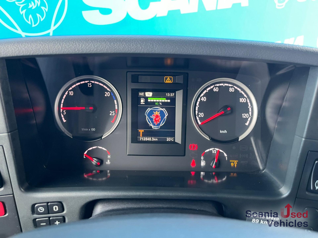 SCANIA P 410 DB6x2*4MNB RETARDER FULL AIR 8T TAIL LIFT 2T - Skříňový nákladní auto: obrázek 4 SCANIA P 410 DB6x2*4MNB RETARDER FULL AIR 8T TAIL LIFT 2T - Skříňový nákladní auto: obrázek 4