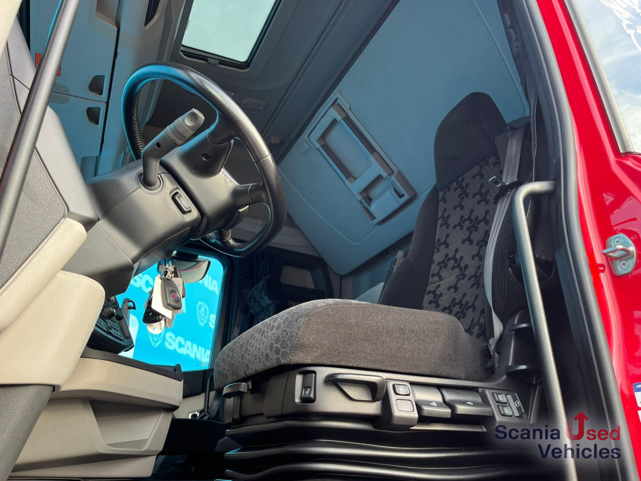 SCANIA R 450 A4x2NA RETARDER LED NAVI PTO - Tahač: obrázek 2 SCANIA R 450 A4x2NA RETARDER LED NAVI PTO - Tahač: obrázek 2