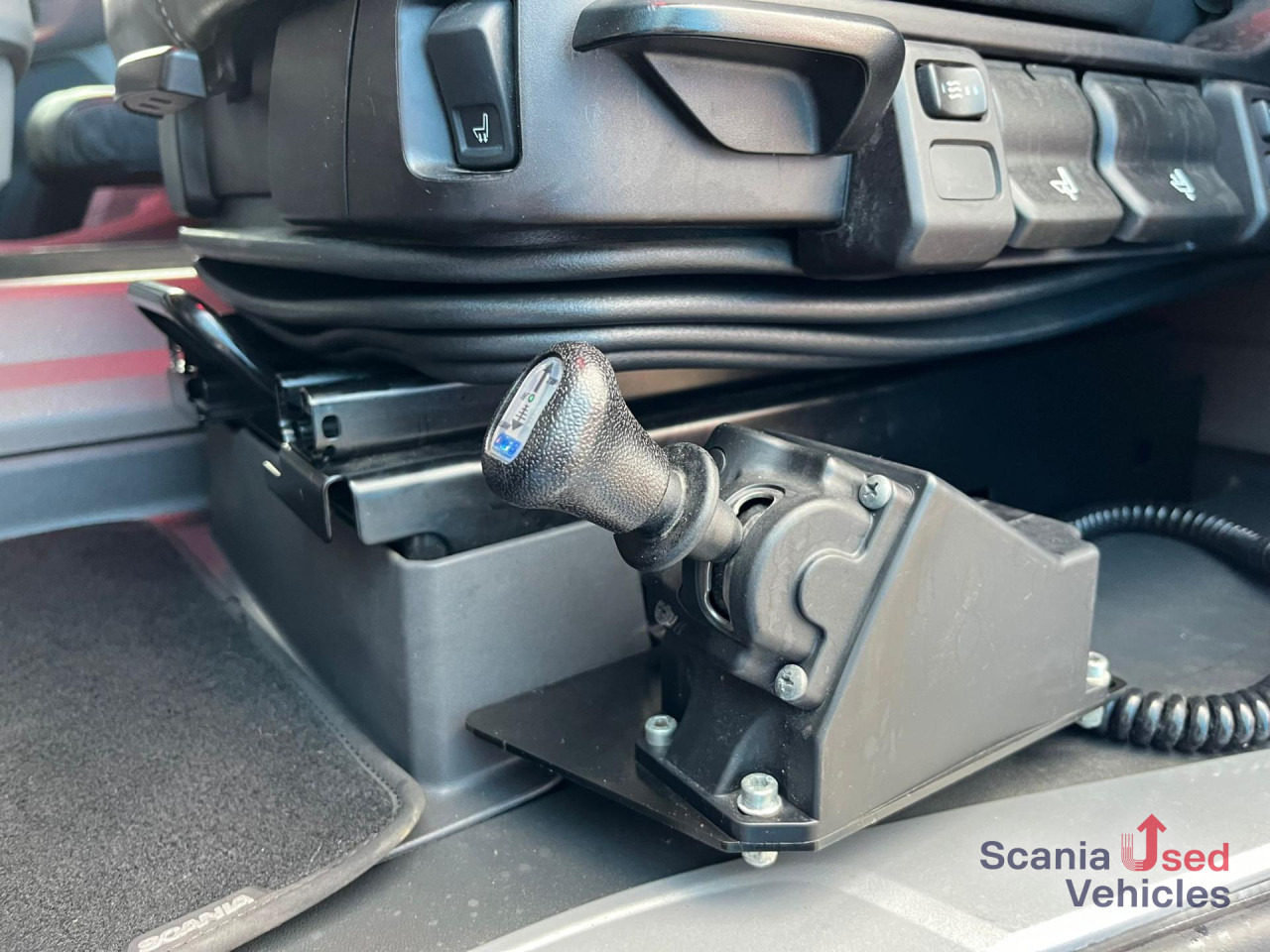 SCANIA R 450 A4x2NB RETARDER DIFF-L KIPPER HYDRO ADR-FL - Tahač: obrázek 4 SCANIA R 450 A4x2NB RETARDER DIFF-L KIPPER HYDRO ADR-FL - Tahač: obrázek 4