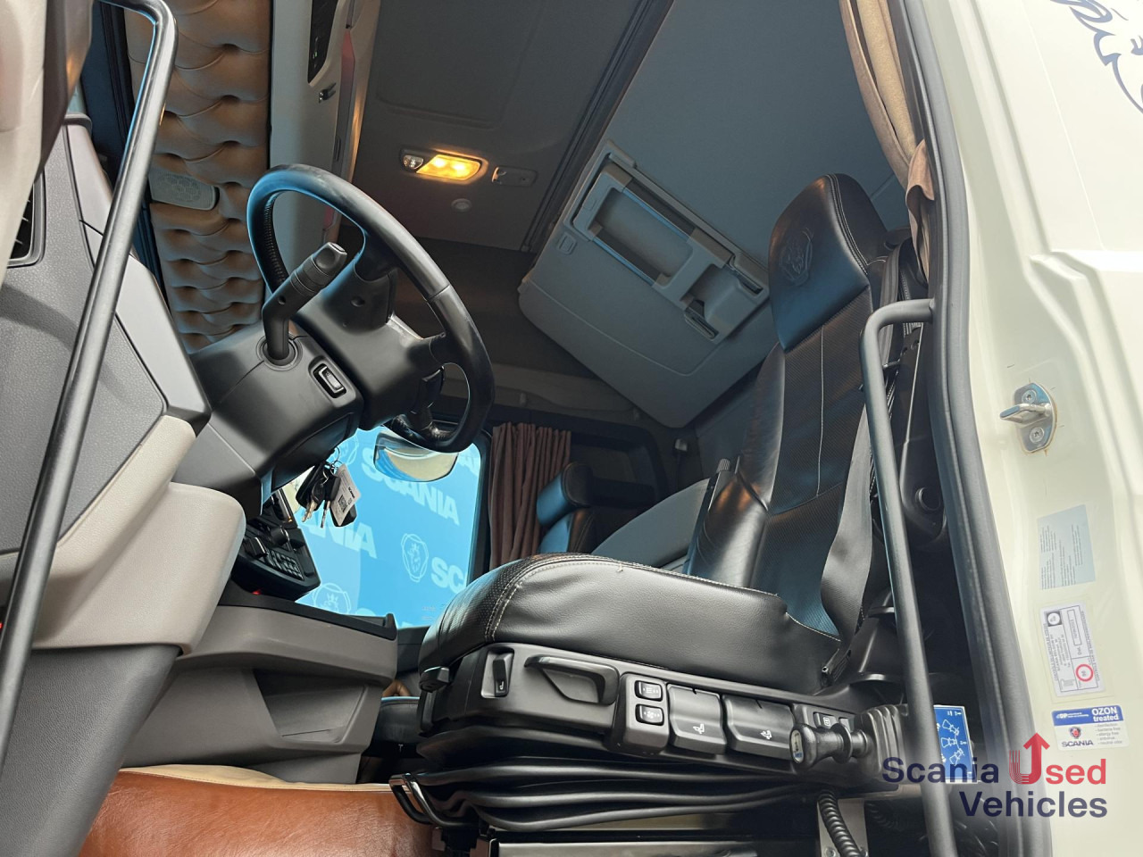 SCANIA R 540 A6X2/2NB RETARDER DIFF-L FULL AIR 8T HYDRO - Tahač: obrázek 3 SCANIA R 540 A6X2/2NB RETARDER DIFF-L FULL AIR 8T HYDRO - Tahač: obrázek 3