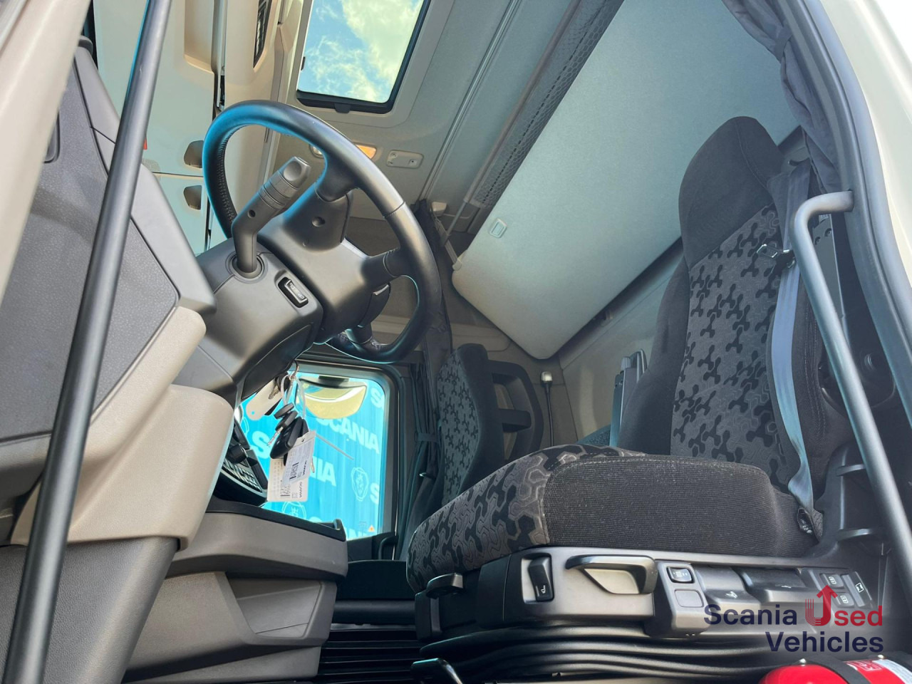 SCANIA S 500 A4x2NB DIFF-L RETARDER P-AIRCO FULL AIR ACC - Tahač: obrázek 2 SCANIA S 500 A4x2NB DIFF-L RETARDER P-AIRCO FULL AIR ACC - Tahač: obrázek 2