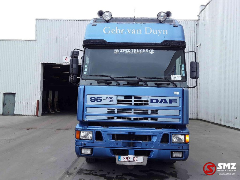 DAF 95 360 ATI SuperSpacecab NL truck - Chladírenský nákladní automobil: obrázek 2 DAF 95 360 ATI SuperSpacecab NL truck - Chladírenský nákladní automobil: obrázek 2