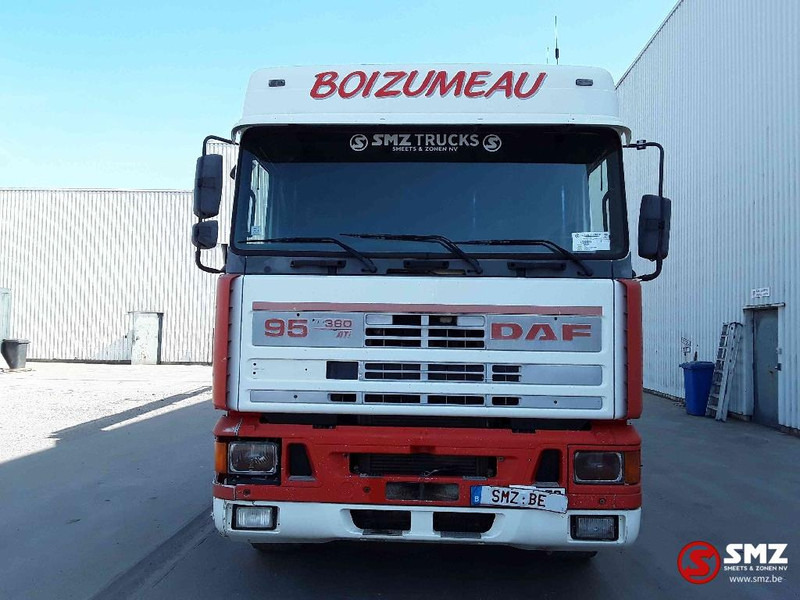 DAF 95 360 palfinger pk 080-3 - Nákladní automobil valníkový/ Plošinový, Auto s hydraulickou rukou: obrázek 2 DAF 95 360 palfinger pk 080-3 - Nákladní automobil valníkový/ Plošinový, Auto s hydraulickou rukou: obrázek 2