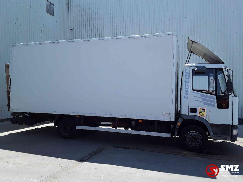 Iveco Eurocargo 80 E 17 - Skříňový nákladní auto: obrázek 4 Iveco Eurocargo 80 E 17 - Skříňový nákladní auto: obrázek 4