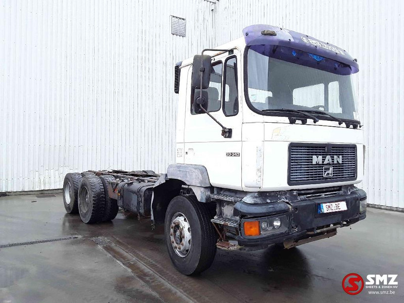 MAN 33.343 6x4 chassis - Podvozek s kabinou: obrázek 1 MAN 33.343 6x4 chassis - Podvozek s kabinou: obrázek 1