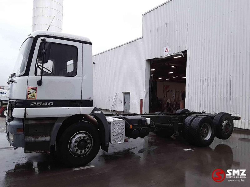 Mercedes-Benz Actros 2540 6x2 francais - Podvozek s kabinou: obrázek 5 Mercedes-Benz Actros 2540 6x2 francais - Podvozek s kabinou: obrázek 5