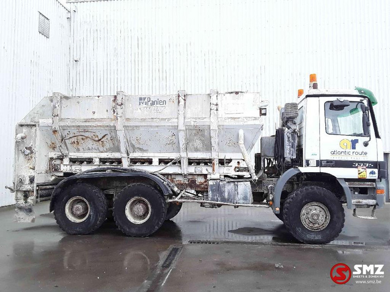 Mercedes-Benz Actros 3335 6x6 88000km manual - Autočerpadlo: obrázek 4 Mercedes-Benz Actros 3335 6x6 88000km manual - Autočerpadlo: obrázek 4