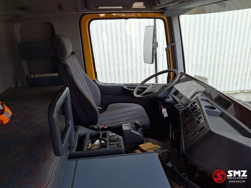 Interior photo 3: Nákladní automobil valníkový/ Plošinový, Auto s hydraulickou rukou Mercedes-Benz Actros 3340 6x6 Effer 680 6s ext/remote 338'km