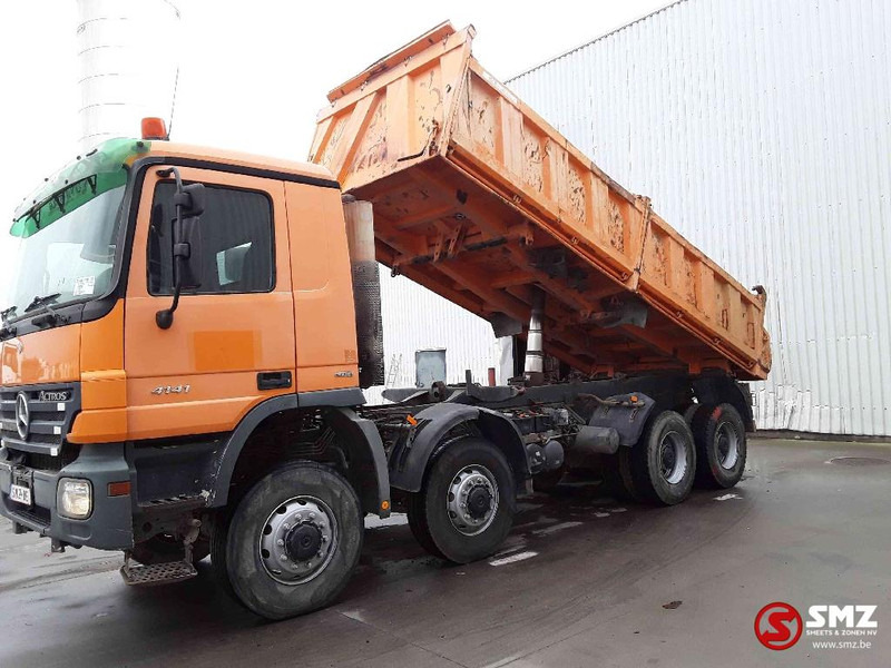 Sklápěč Mercedes-Benz Actros 4141 8x8 manual: obrázek 5 Sklápěč Mercedes-Benz Actros 4141 8x8 manual: obrázek 5