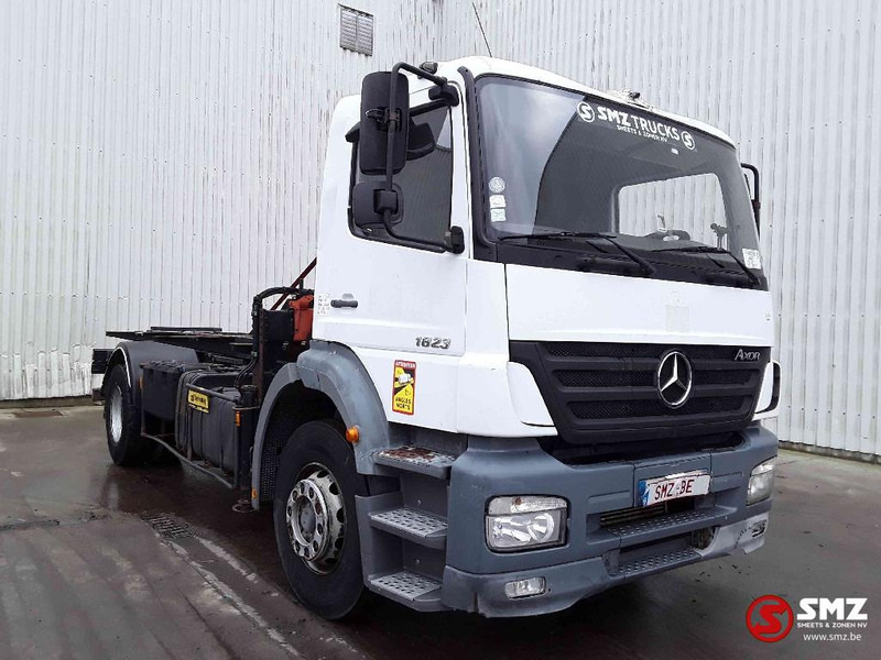 Mercedes-Benz Axor 1823 Palfinger pk4501 - Nákladní automobil valníkový/ Plošinový, Auto s hydraulickou rukou: obrázek 1 Mercedes-Benz Axor 1823 Palfinger pk4501 - Nákladní automobil valníkový/ Plošinový, Auto s hydraulickou rukou: obrázek 1