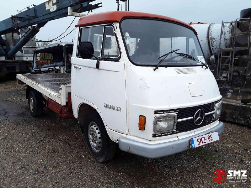 Mercedes-Benz - Nákladní automobil valníkový/ Plošinový: obrázek 1 Mercedes-Benz - Nákladní automobil valníkový/ Plošinový: obrázek 1