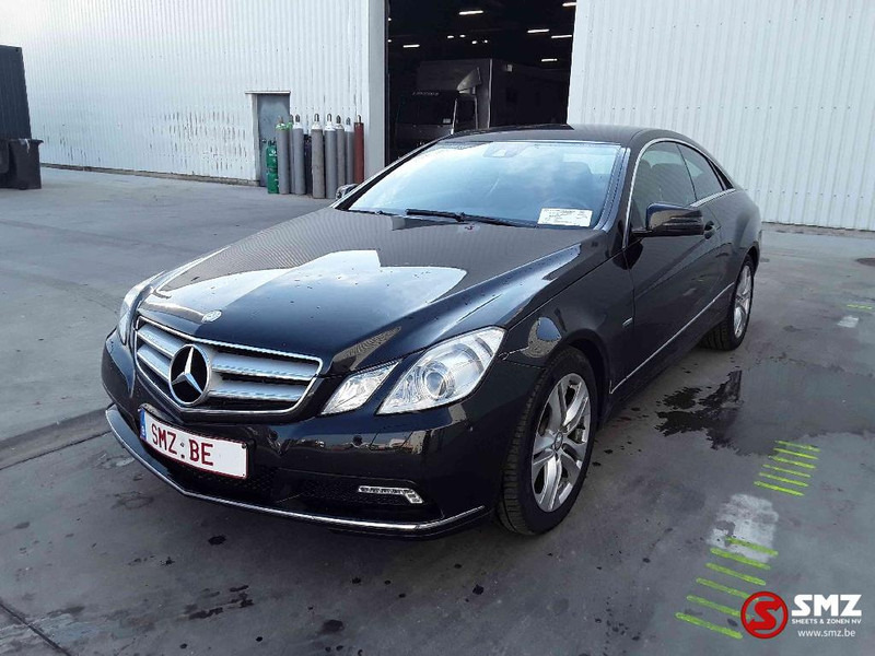 Mercedes-Benz E-Klasse 250 CDI 60000 km automatic/parktronic ("12) no reg - Osobní auto: obrázek 3 Mercedes-Benz E-Klasse 250 CDI 60000 km automatic/parktronic ("12) no reg - Osobní auto: obrázek 3