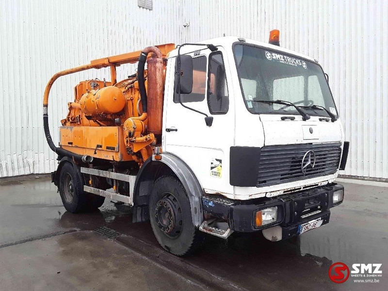 Mercedes-Benz SK 1417 - Čistič odpadových jam: obrázek 1 Mercedes-Benz SK 1417 - Čistič odpadových jam: obrázek 1