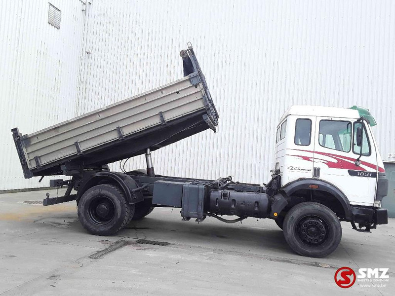 Mercedes-Benz SK 1820 4x4 - Sklápěč: obrázek 4 Mercedes-Benz SK 1820 4x4 - Sklápěč: obrázek 4