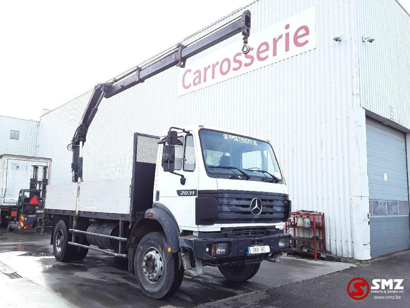 Mercedes-Benz SK 2031 lames manual - Nákladní automobil valníkový/ Plošinový, Auto s hydraulickou rukou: obrázek 1 Mercedes-Benz SK 2031 lames manual - Nákladní automobil valníkový/ Plošinový, Auto s hydraulickou rukou: obrázek 1