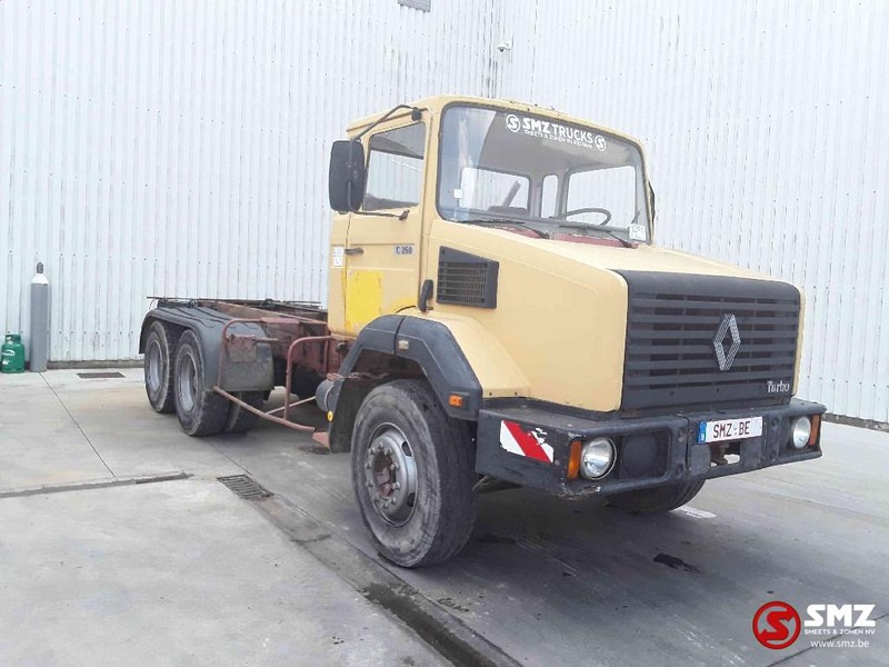 Renault C 260 no CBH francais - Podvozek s kabinou: obrázek 1 Renault C 260 no CBH francais - Podvozek s kabinou: obrázek 1