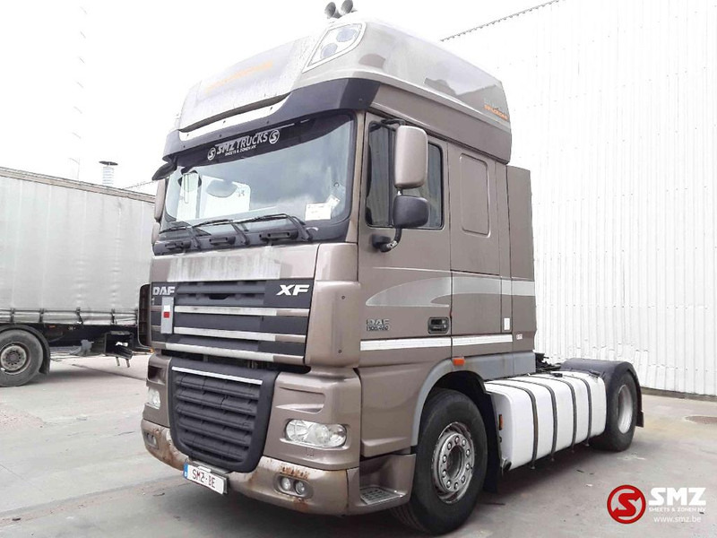DAF 105 XF 460 superspacecab manual - Tahač: obrázek 3 DAF 105 XF 460 superspacecab manual - Tahač: obrázek 3
