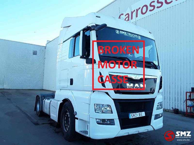 MAN TGX 18.440 broken MOTOR casse - Tahač: obrázek 1 MAN TGX 18.440 broken MOTOR casse - Tahač: obrázek 1