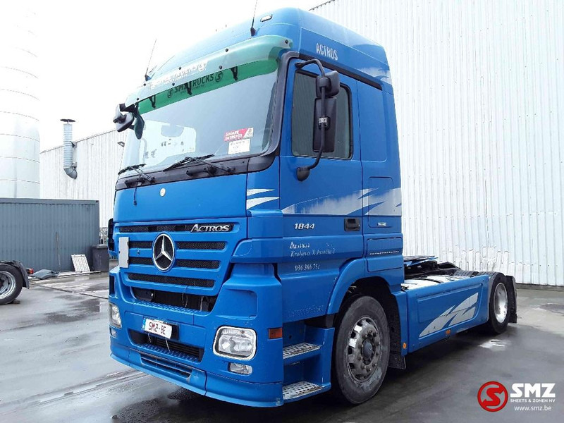 Mercedes-Benz Actros 1846 3 pedal - Tahač: obrázek 3 Mercedes-Benz Actros 1846 3 pedal - Tahač: obrázek 3