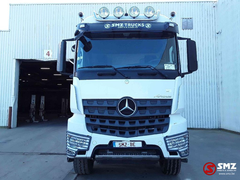 Mercedes-Benz Arocs 2051 4x4 Retarder NO hydrodrive!! - Tahač: obrázek 2 Mercedes-Benz Arocs 2051 4x4 Retarder NO hydrodrive!! - Tahač: obrázek 2