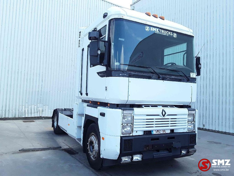 Tahač Renault Magnum 440: obrázek 1