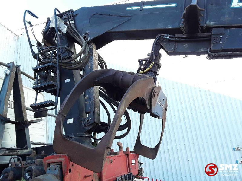 Tahač Volvo FH 16 610 6x4 loglift oil in water: obrázek 12