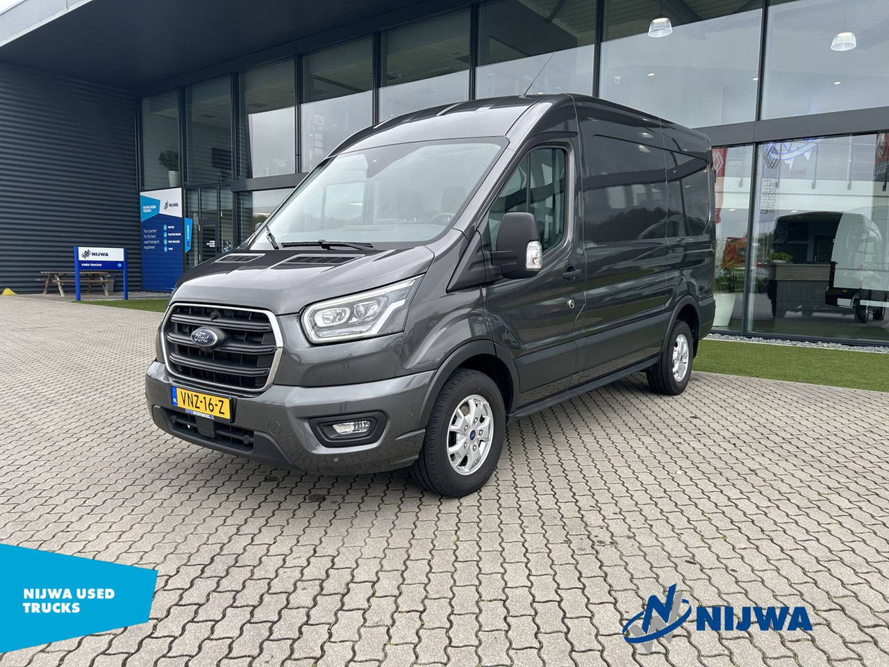 Ford Transit 350 L2H3 Limited Trekhaak + Navigatie - Furgon: obrázek 1 Ford Transit 350 L2H3 Limited Trekhaak + Navigatie - Furgon: obrázek 1