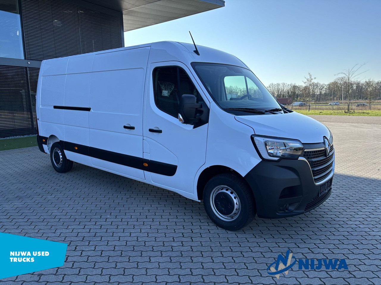 Renault Master 135 L3H2 Parkeersensoren + Cruise control - Malá dodávka: obrázek 2 Renault Master 135 L3H2 Parkeersensoren + Cruise control - Malá dodávka: obrázek 2