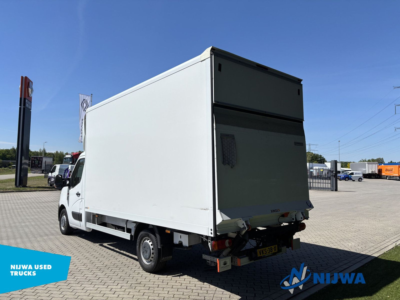 Renault Master T35 145 Laadklep + Airco - Podvozek s kabinou: obrázek 4 Renault Master T35 145 Laadklep + Airco - Podvozek s kabinou: obrázek 4