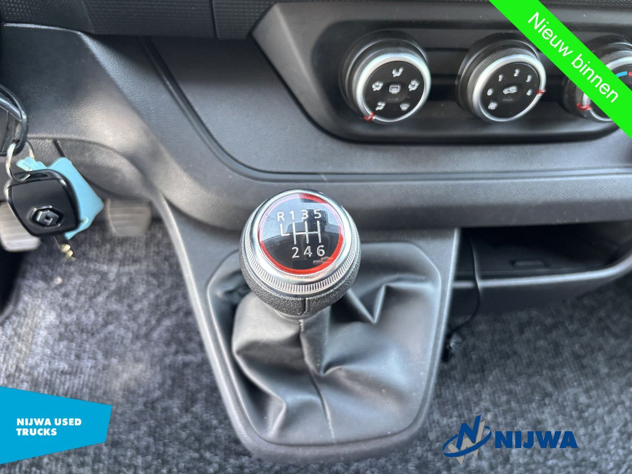 Malá dodávka, Dodávka s dvojitou kabinou Renault Trafic 150 T30 L2H1 Trekhaak + Dubbele cabine: obrázek 9