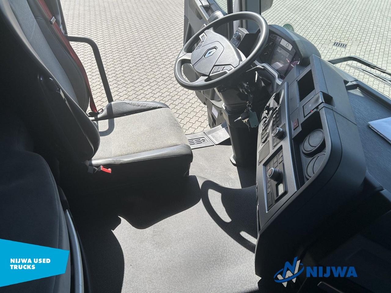 Tahač Renault T 460 4x2 Standkachel + Koelkast: obrázek 18