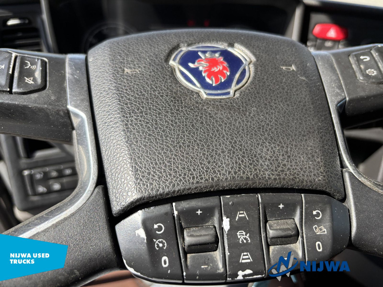 Tahač Scania R450 4x2 Retarder + Navigatie: obrázek 17