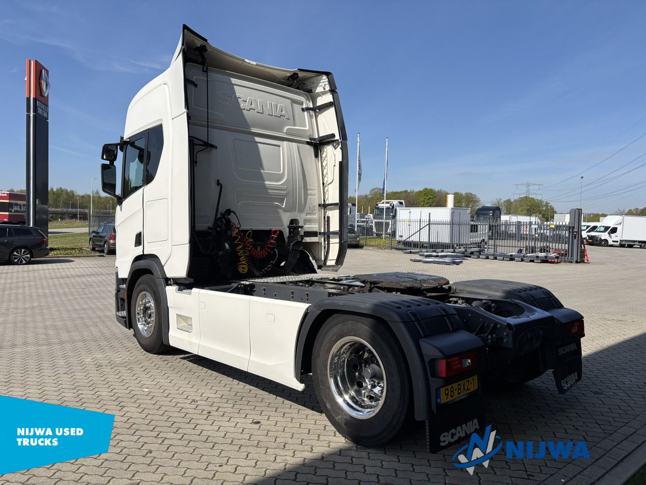 Scania R450 4x2 Retarder + Navigatie - Tahač: obrázek 4 Scania R450 4x2 Retarder + Navigatie - Tahač: obrázek 4