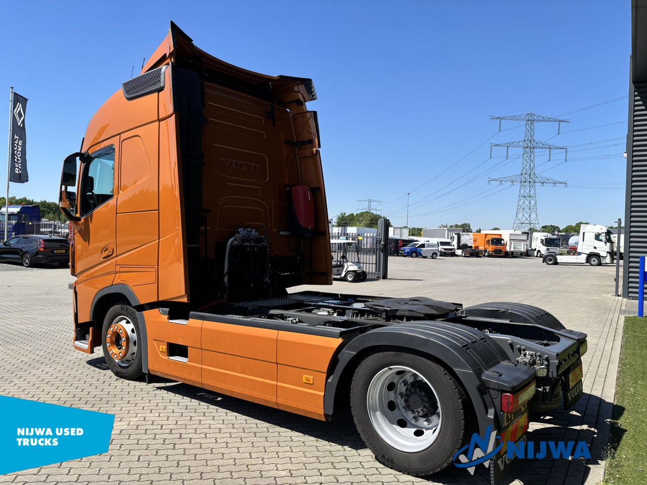 Volvo FH 460 4x2 I-Parkcool + Full Air - Tahač: obrázek 4 Volvo FH 460 4x2 I-Parkcool + Full Air - Tahač: obrázek 4