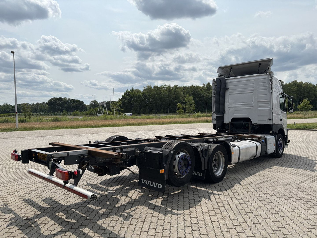 Volvo FM 450 6x2 BDF + Vangmuil - Kontejnérový podvozek/ Výměnná nástavba: obrázek 3 Volvo FM 450 6x2 BDF + Vangmuil - Kontejnérový podvozek/ Výměnná nástavba: obrázek 3
