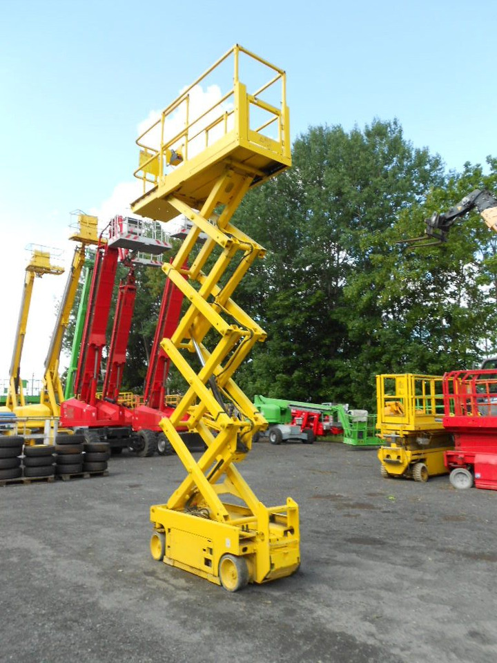 Genie GS 1930, Scherenarbeitsbühne Genie 8 m - Autoplošina: obrázek 4 Genie GS 1930, Scherenarbeitsbühne Genie 8 m - Autoplošina: obrázek 4