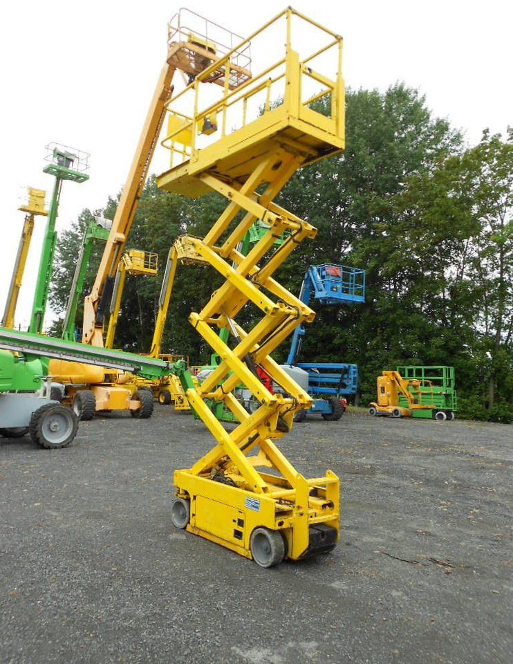 Genie GS 1930, Scherenarbeitsbühne Genie 8 m - Autoplošina: obrázek 4 Genie GS 1930, Scherenarbeitsbühne Genie 8 m - Autoplošina: obrázek 4