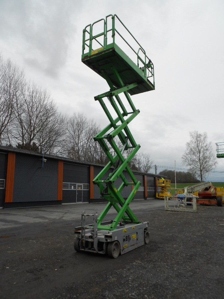Genie GS 2646, Scherenarbeitsbühne Genie 9,9 m - Autoplošina: obrázek 2 Genie GS 2646, Scherenarbeitsbühne Genie 9,9 m - Autoplošina: obrázek 2