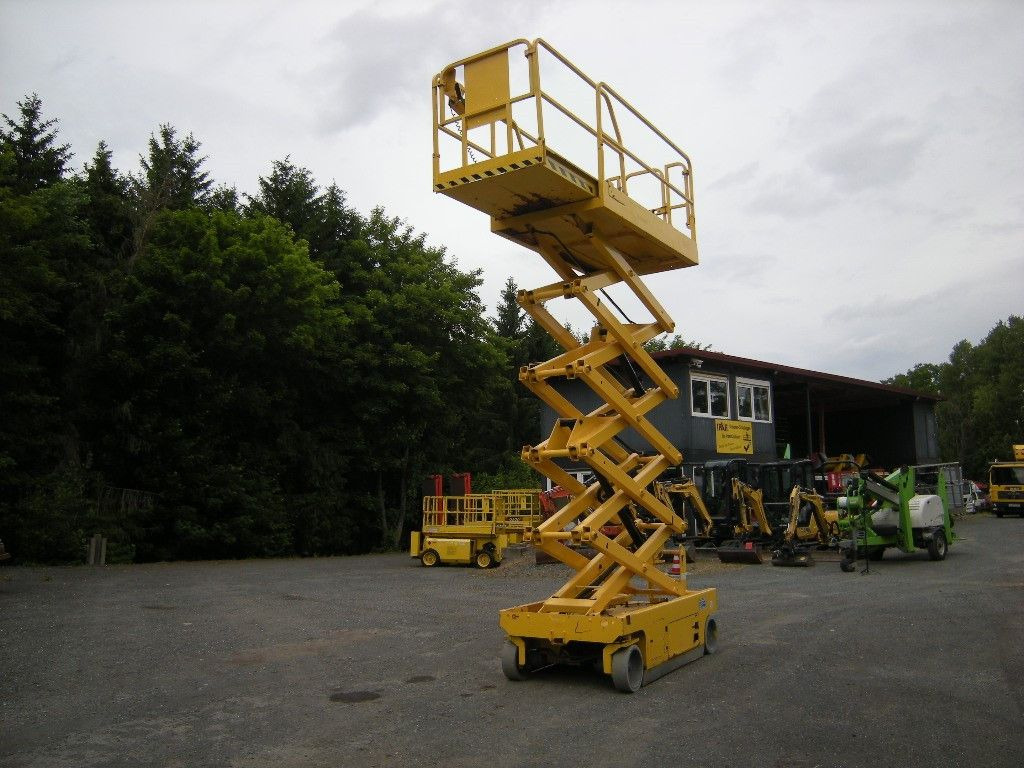 Autoplošina Genie GS 3246, Scherenarbeitsbühne Genie 11,9 m: obrázek 6