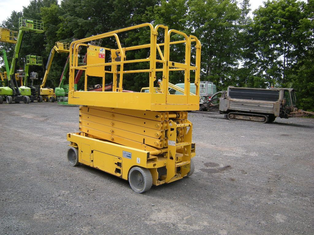 Autoplošina Genie GS 3246, Scherenarbeitsbühne Genie 11,9 m: obrázek 19