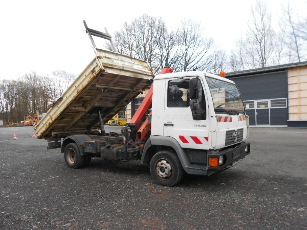 MAN MAN LE8.150 mit Palfinger PKG7001 - Sklápěč, Auto s hydraulickou rukou: obrázek 2 MAN MAN LE8.150 mit Palfinger PKG7001 - Sklápěč, Auto s hydraulickou rukou: obrázek 2