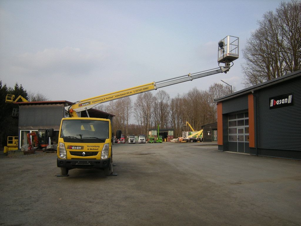 Renault Maxity mit Multitel 160 Alu DS Aufbau, 16m - Autoplošina: obrázek 5 Renault Maxity mit Multitel 160 Alu DS Aufbau, 16m - Autoplošina: obrázek 5