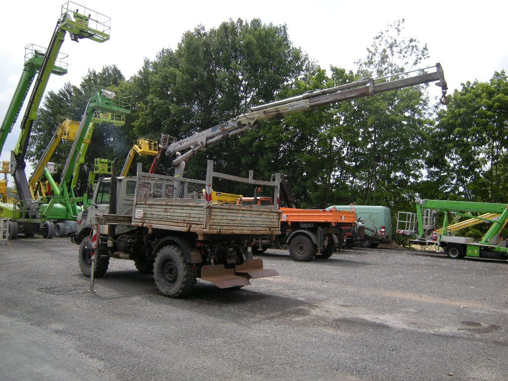 Unimog U1250 mit Kran - Dodávka sklápěč: obrázek 3 Unimog U1250 mit Kran - Dodávka sklápěč: obrázek 3