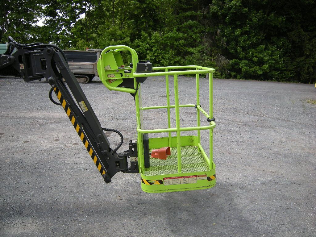 Autoplošina Zoomlion ZA10RJE , AH 12m: obrázek 19