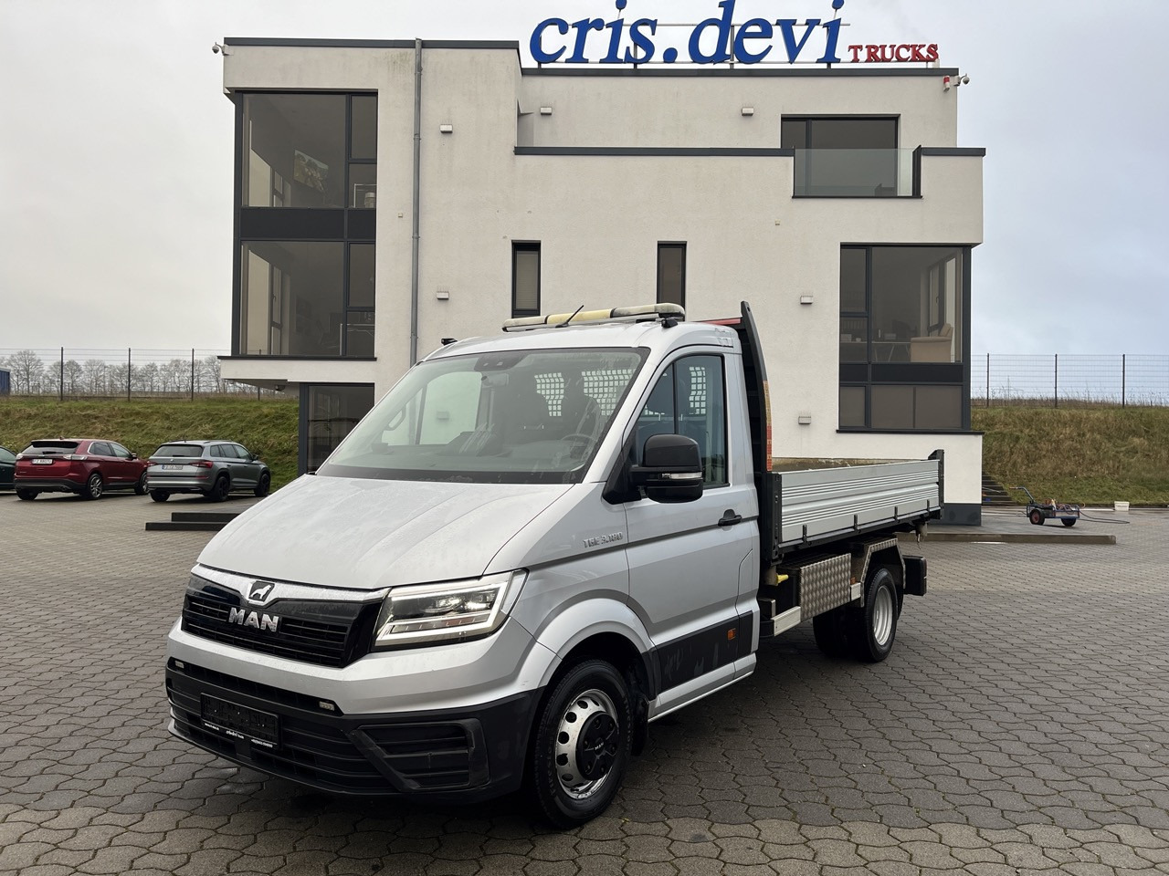 MAN TGE 3.180 4x2 Zwillingsbereift - Dodávka sklápěč: obrázek 1 MAN TGE 3.180 4x2 Zwillingsbereift - Dodávka sklápěč: obrázek 1