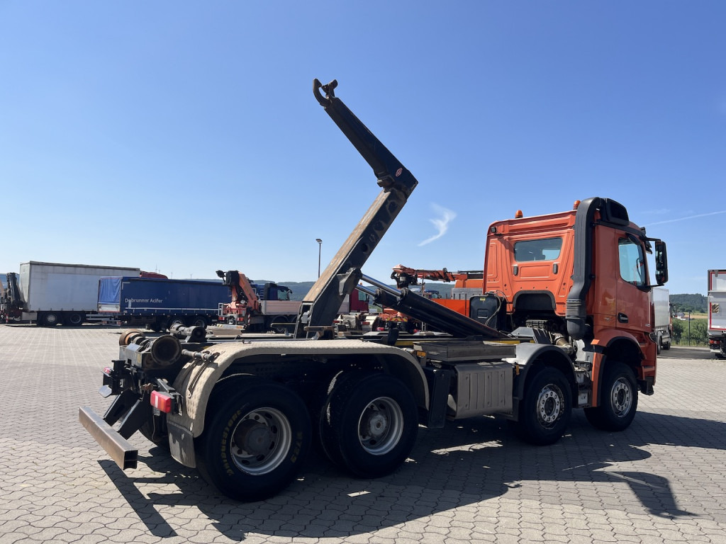 Mercedes-Benz Arocs 3251 8x4 Meiller 30 t Haken - Hákový nosič kontejnerů: obrázek 3 Mercedes-Benz Arocs 3251 8x4 Meiller 30 t Haken - Hákový nosič kontejnerů: obrázek 3
